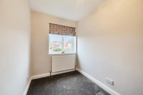 Single bedroom 3