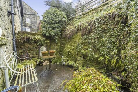 Rear Courtyard