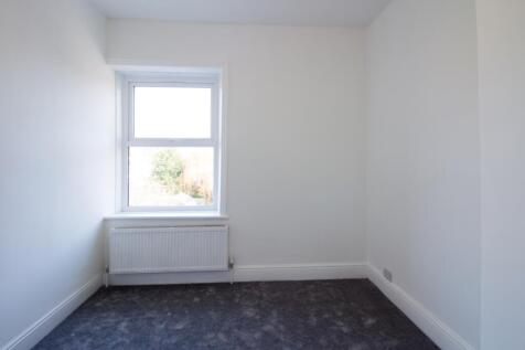 Bedroom 1 Adam Hendry EweMove Mirfield