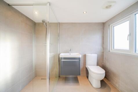 Ensuite shower room
