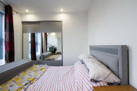10 Bedroom 1 Nab Lane EweMove Adam Hendry