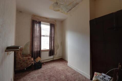 Double bedroom 2