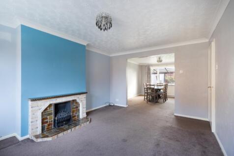 Lounge Through To Dining Room