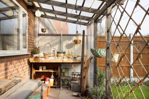 Garden Potting Station