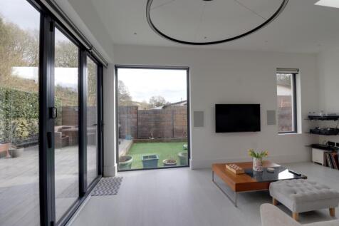 Lounge 1