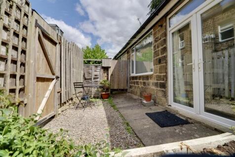 Annexe garden area