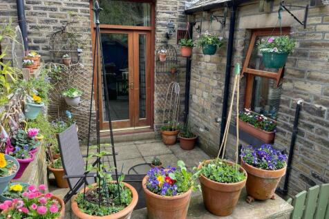 Rear Outside Space