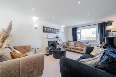 EweMove Wetherby Living Room2