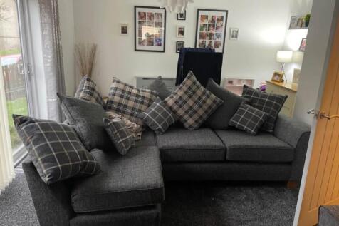 Inside lounge