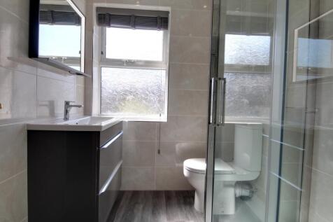 Family shower room