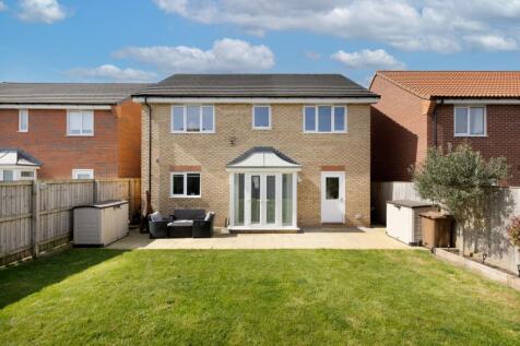 Exterior Rear Garden Paul Benson Ewemove Goole And