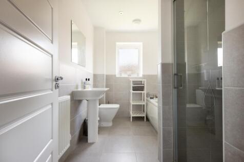 Bathroom Paul Benson Ewemove Goole And Selby