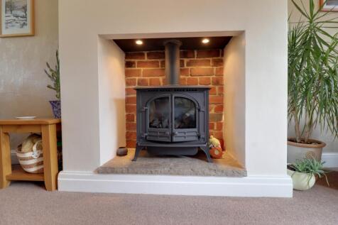 Feature fire place lounge