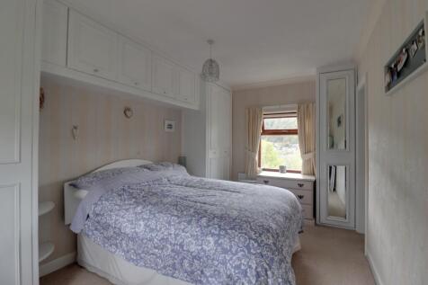 Double bedroom 1