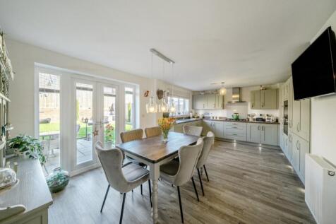 Open Plan Dining Kitchen 
