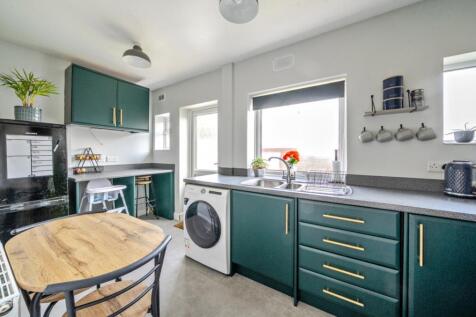 EweMove Harrogate Kitchen1