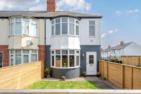 EweMove Harrogate House Front1