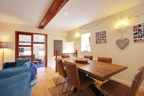 Open Plan Reception Room