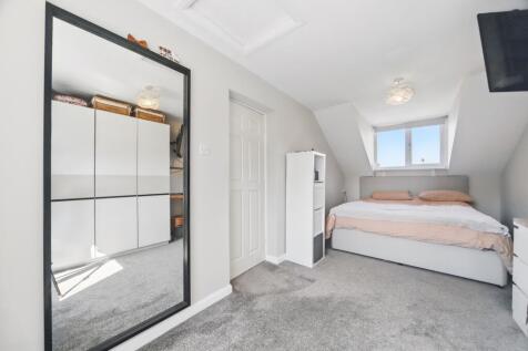Rose Farm Master 2 - EweMove Pontefract
