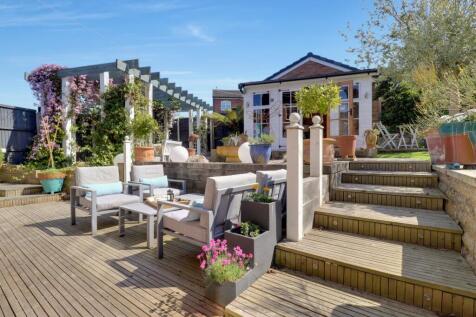 3- Rob Hammond EweMove Pontefract