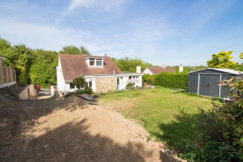 Rear of House Before Work - Adam Hendry EweMove es