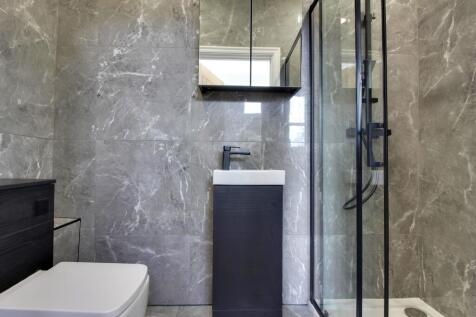 Lower Ground Floor Shower Room