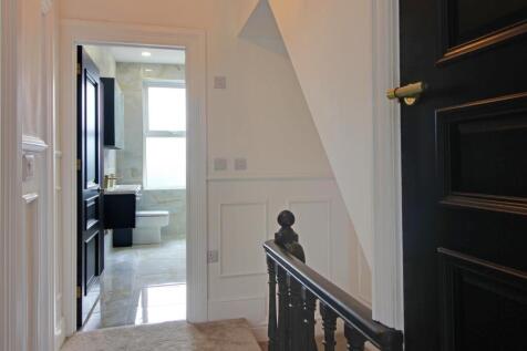 1st Floor Landing