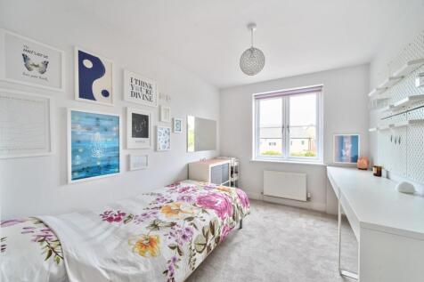 Estate Agent in Harrogate Bedroom 3