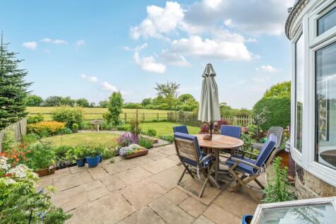 Harrogate Estate Agent Patio