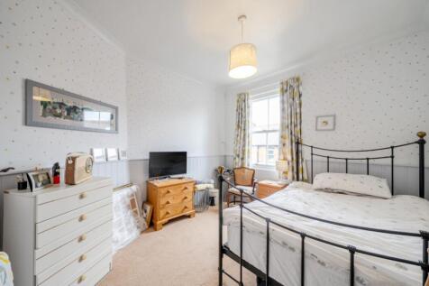 Harrogate Estate Agent Bedroom 2