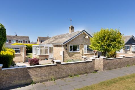 Exterior Front Garden Ewemove Sales and Lettings G