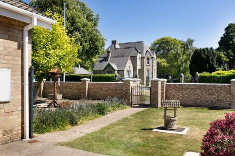 Front Garden Ewemove Sales and Lettings Goole and 