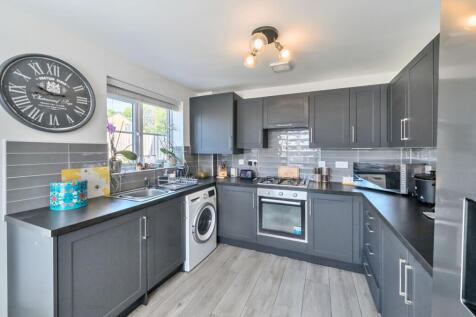 Well-Appointed-Kitchen-