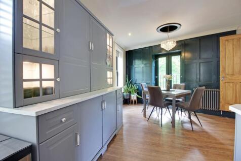 Kitchen-Dining Room