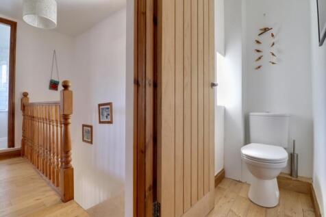 Landing and separate WC