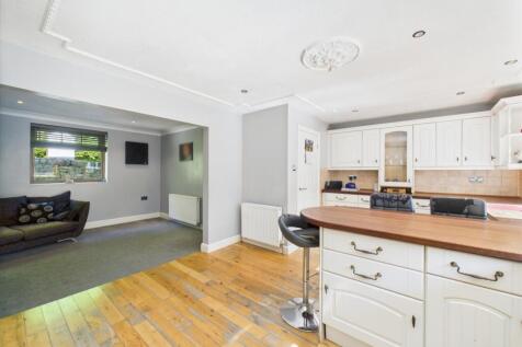 Open Plan Kitchen Diner Family Room