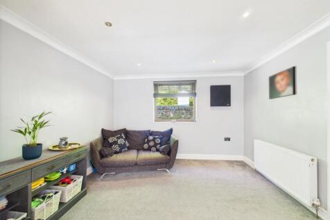 Open Plan Kitchen Diner Family Room