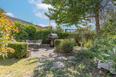 Rear Garden Ewemove Sales And Lettings Goole And S