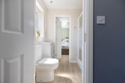 Jack And Jill Ensuite Ewemove Sales And Lettings G