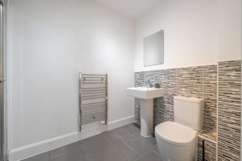 Ensuite shower room