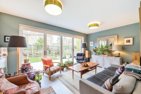 EweMove Knaresborough Garden Room2