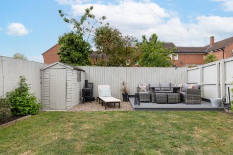 Rear Garden Ewemove Sales And Lettings Goole And S