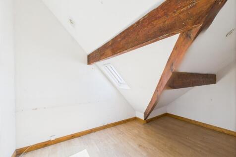 Walk in Wardbrobe - Office Space