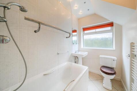 Bathroom1