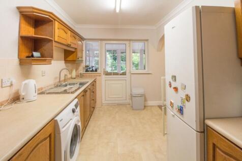 BEECHWOOD ROAD MIRFIELD WF14 9JX -16 Adam Hendry E