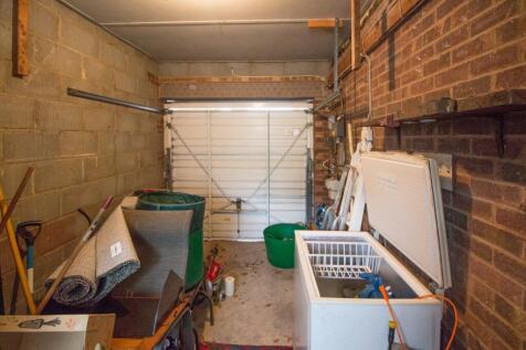 BEECHWOOD ROAD MIRFIELD WF14 9JX -19 Adam Hendry E