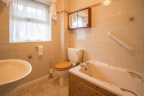 BEECHWOOD ROAD MIRFIELD WF14 9JX -7 Adam Hendry Ew