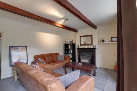 Lounge 1