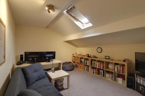 Double bedroom 3