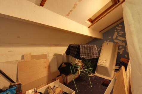 Double bedroom 4